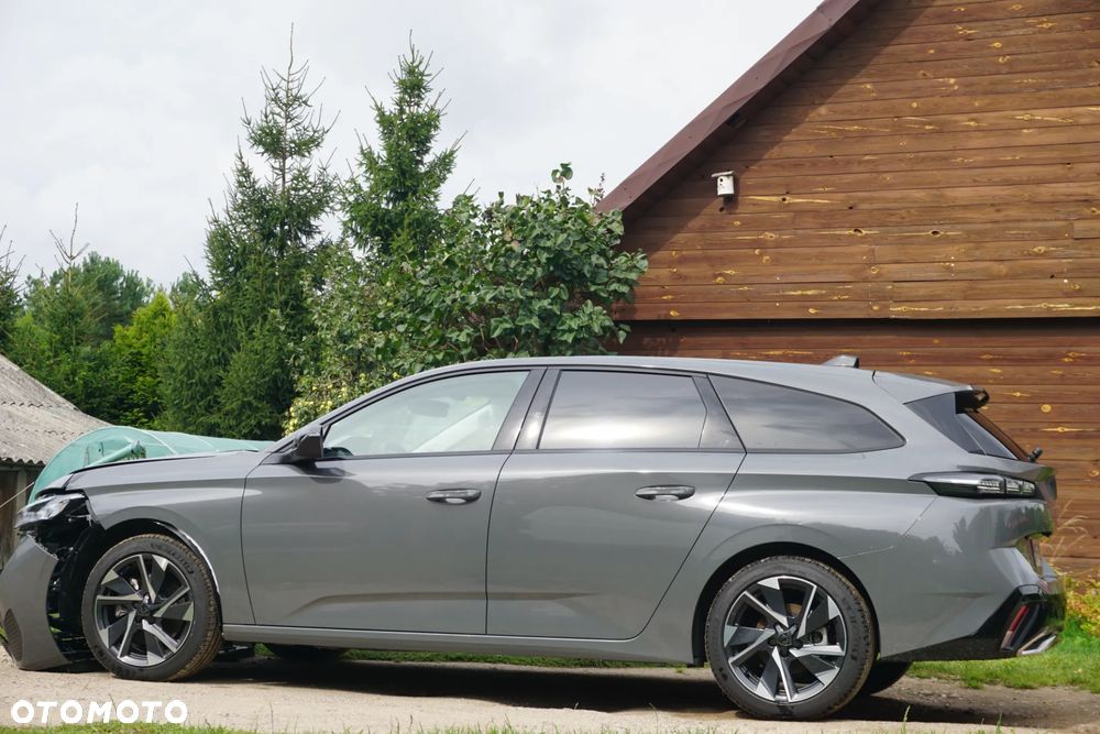 Peugeot 308 1.2 mHEV Allure S&S e-DCS6 - 19