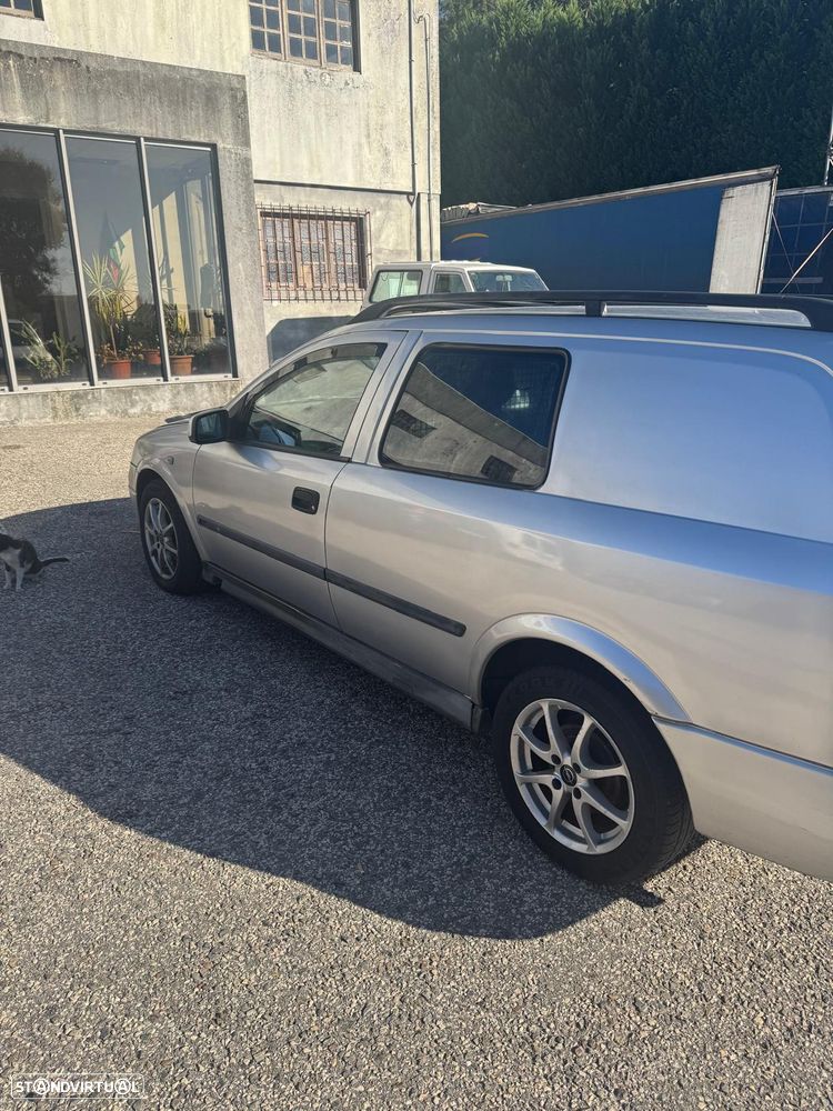 Opel Astra Caravan - 2