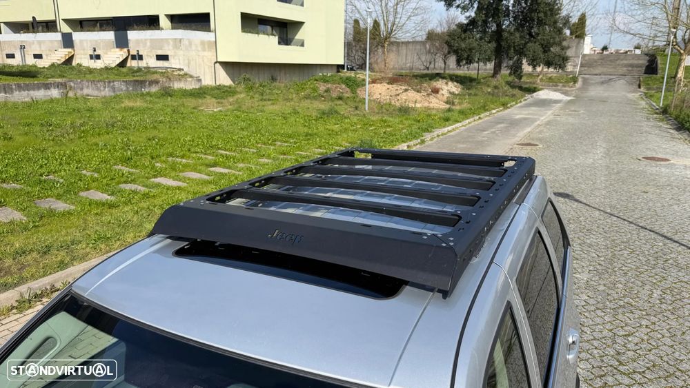 Jeep Grand Cherokee 3.0 CRD V6 Overland - 9