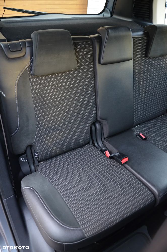 Citroën C3 Picasso 1.4i Exclusive - 17