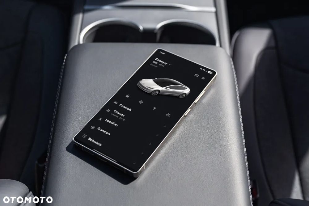 Tesla Model 3 RWD - 13