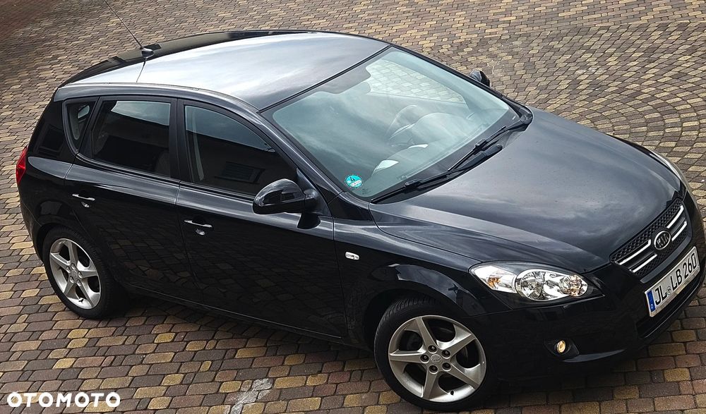 Kia Ceed 2.0 CVVT TX - 1