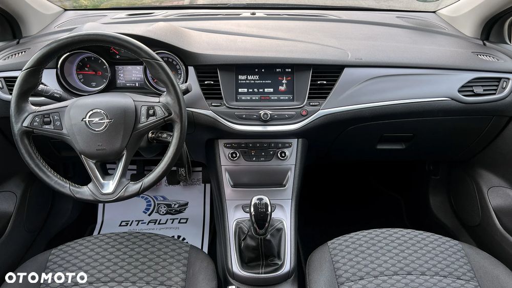 Opel Astra 1.4 T Dynamic S&S - 19