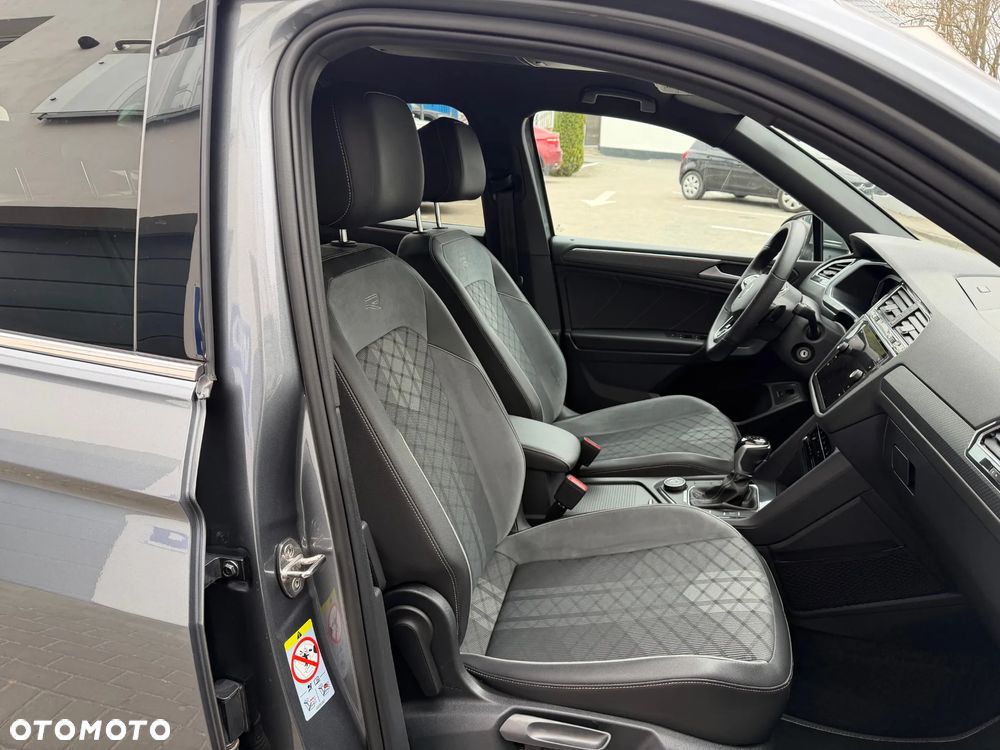 Volkswagen Tiguan Allspace 2.0 TDI SCR 4Motion DSG R-Line - 15