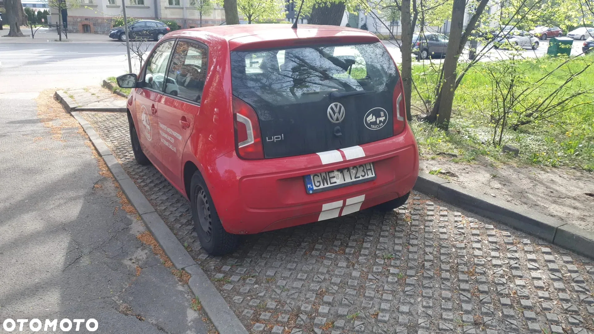 Volkswagen up! - 4