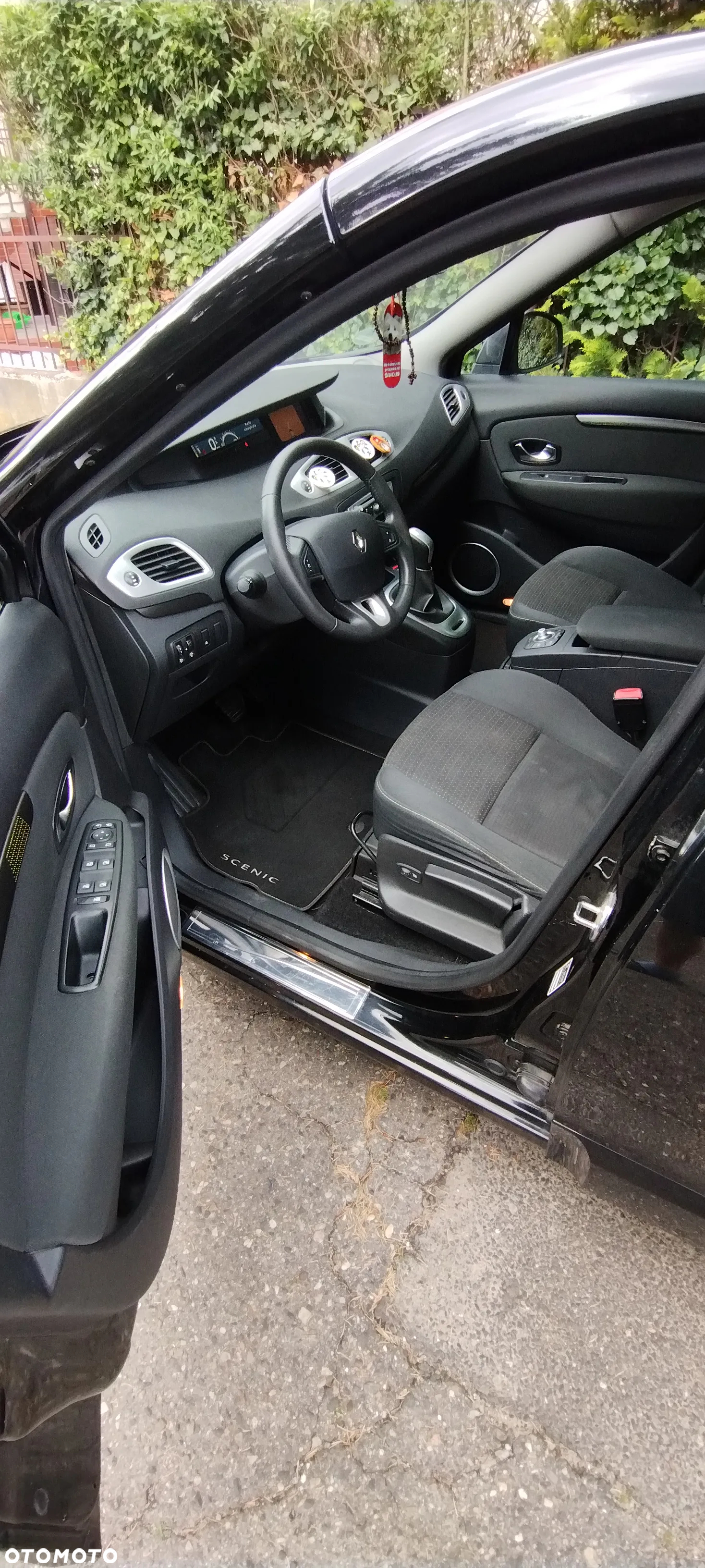 Renault Scenic 1.5 dCi Tech Run EDC - 7