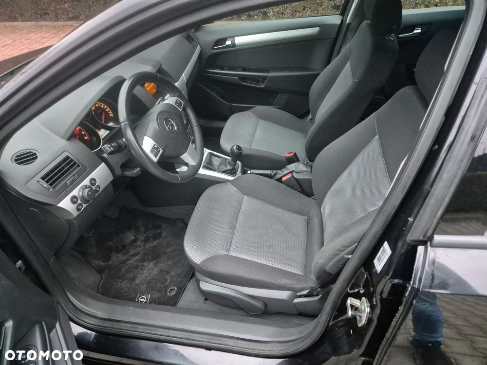 Opel Astra 1.6 Active - 10