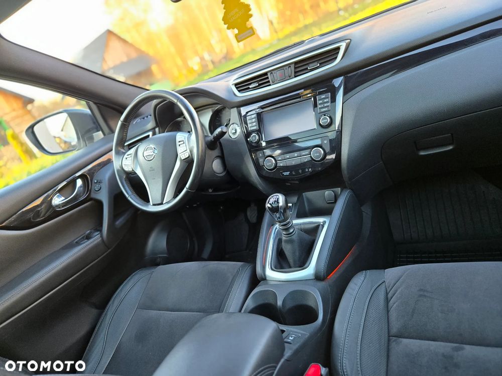 Nissan Qashqai 1.6 DIG-T N-Vision - 21