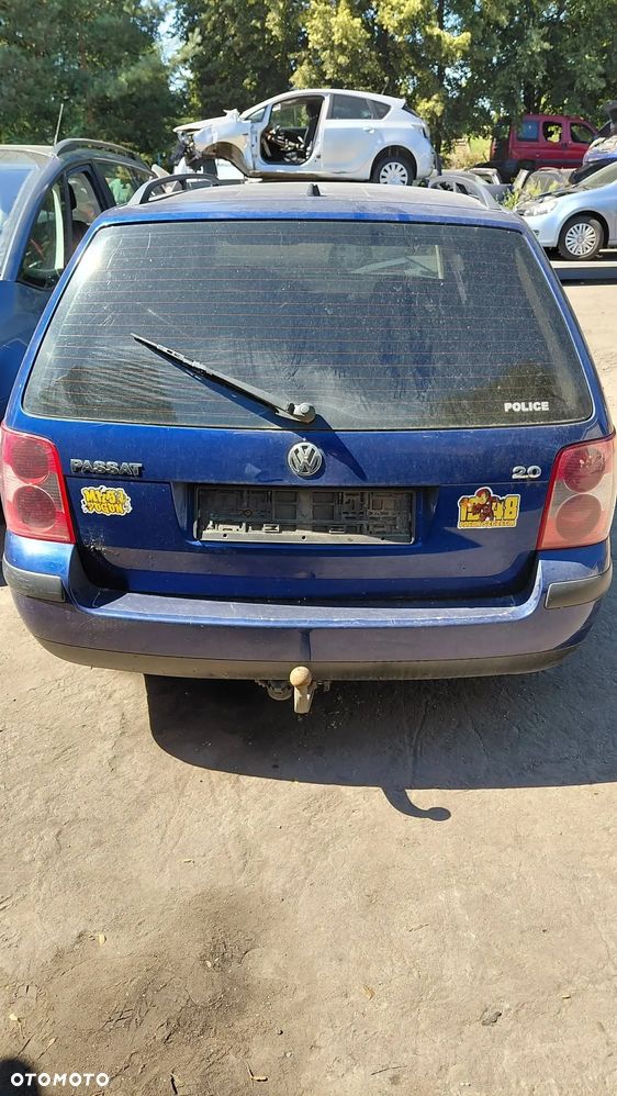 Części- Volkswagen Passat  Rok 2001 Pojemność 1984 Moc 85 kw Benzyna Kod lakieru: LC5X - 6