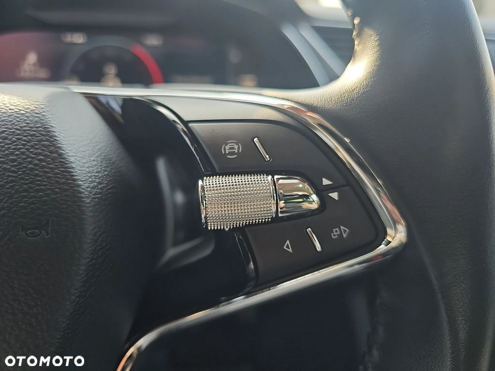 Skoda Superb 2.0 TDI SCR Style DSG - 25