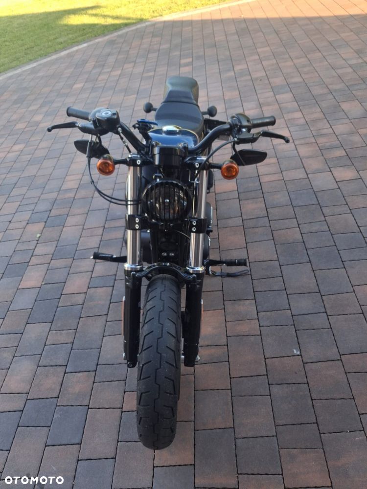 Harley-Davidson Sportster Forty-Eight - 4