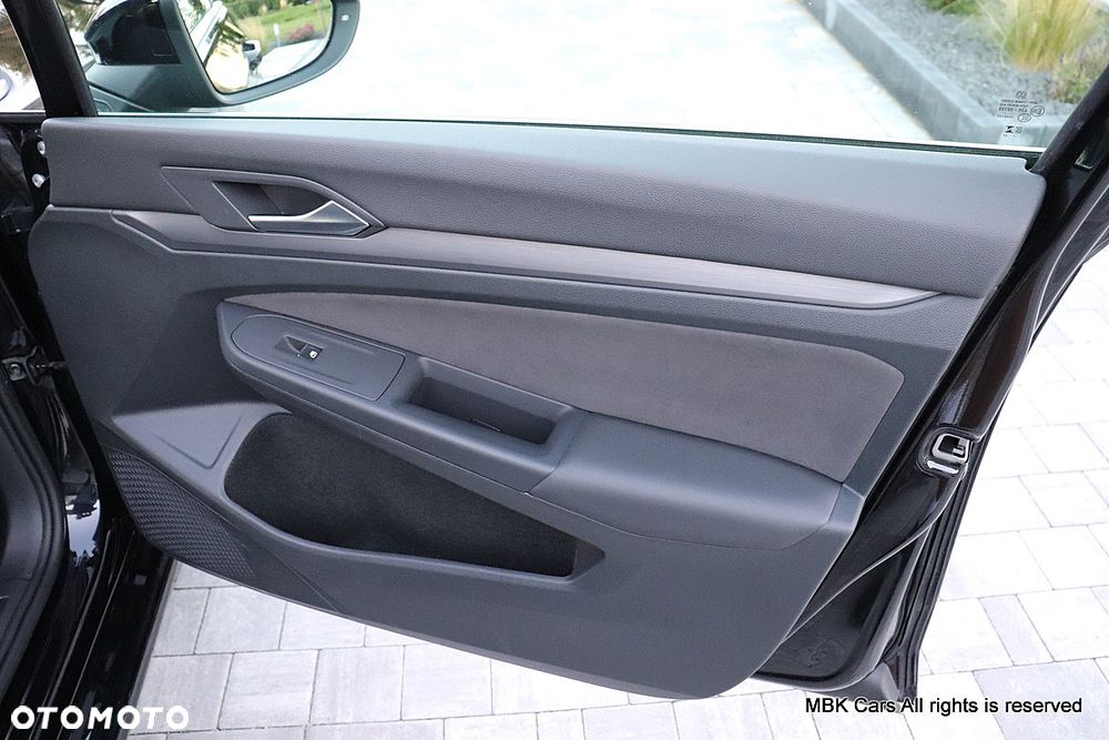 Volkswagen Golf Variant 2.0 TDI Style DSG - 27