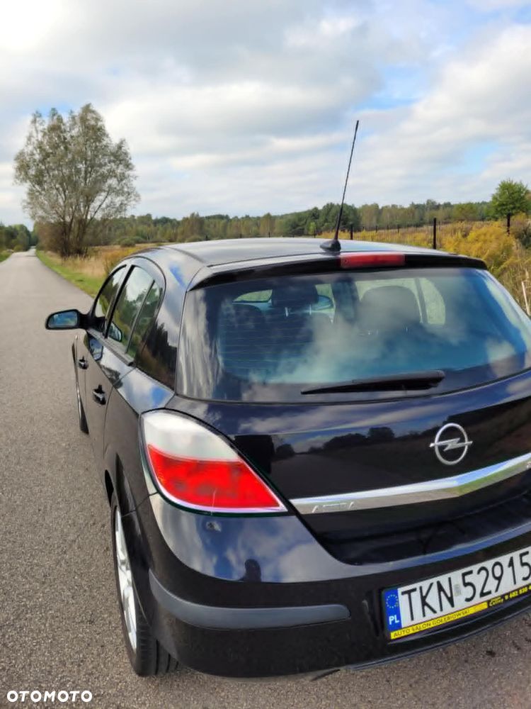 Opel Astra - 4