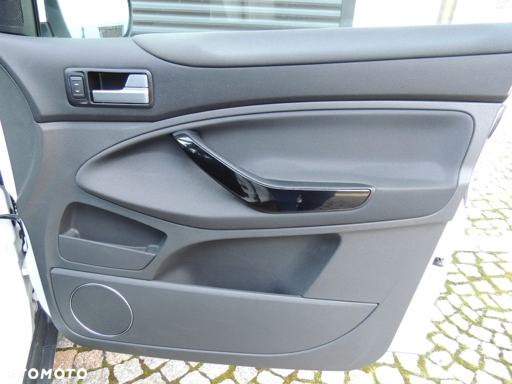 Ford Kuga 2.0 TDCi 4WD Titanium - 20