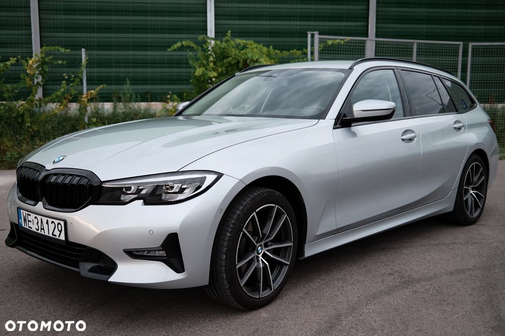 BMW Seria 3 320i Advantage sport - 1