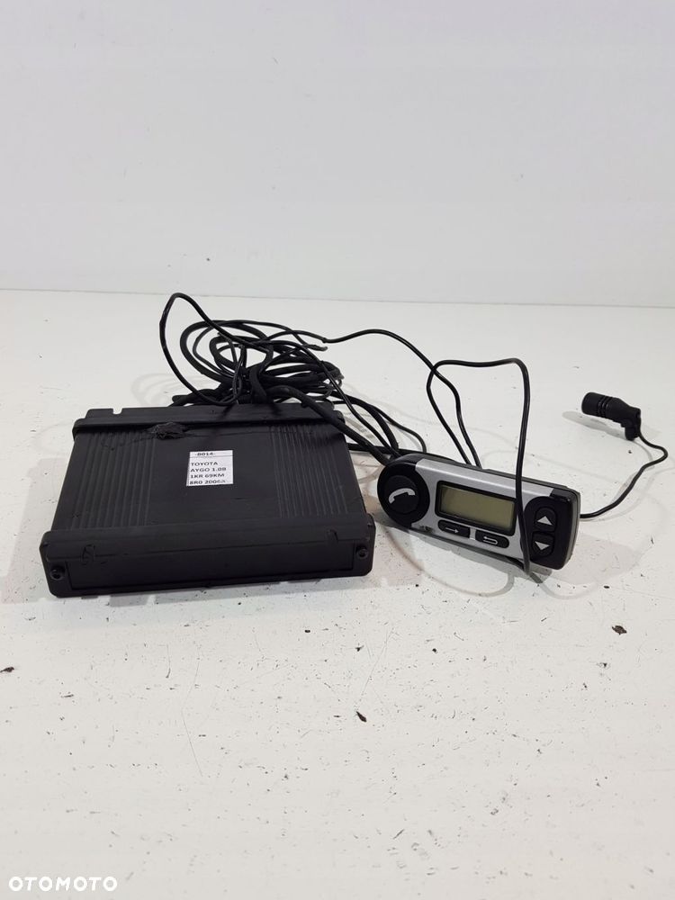 zestaw głośnomówiący toyota aygo i corolla eur - 2