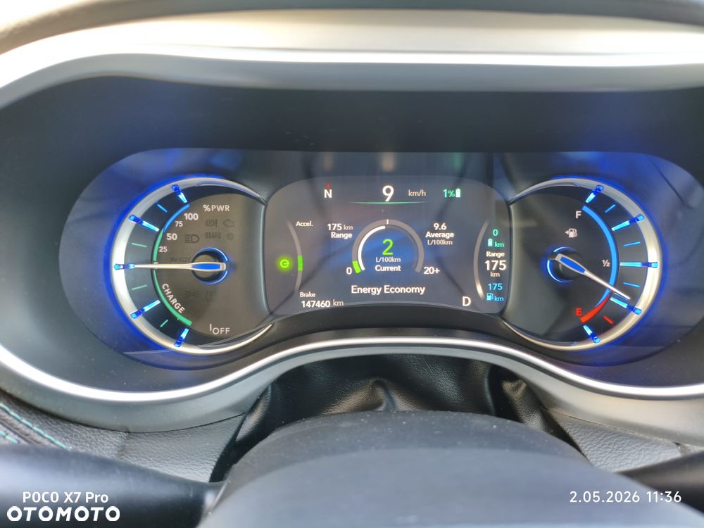 Chrysler Pacifica - 27