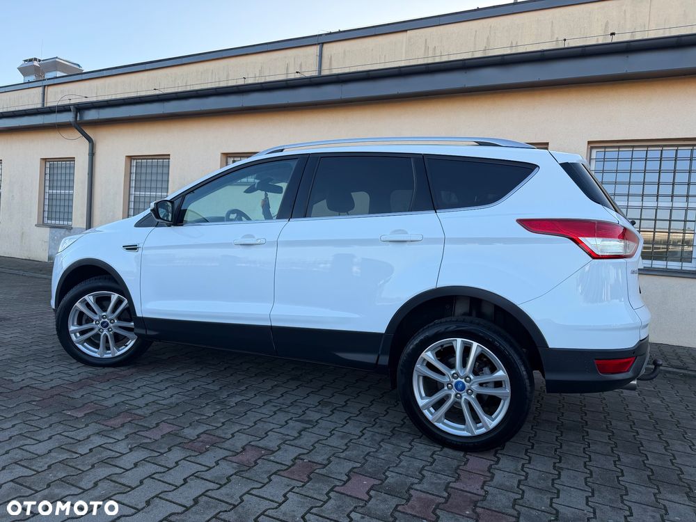 Ford Kuga 2.0 TDCi 2x4 Titanium - 18
