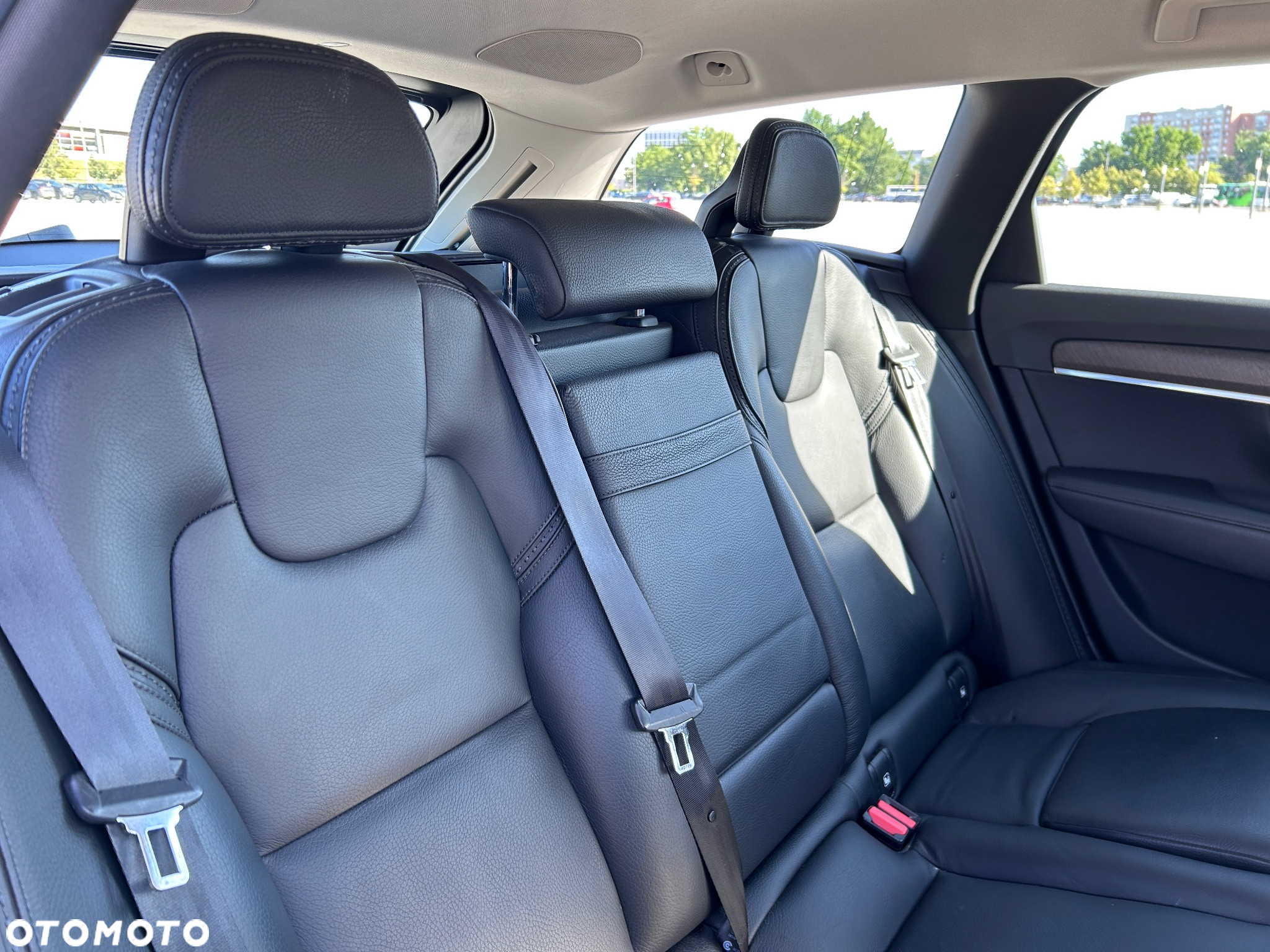 Volvo V90 D4 AWD Kinetic - 11