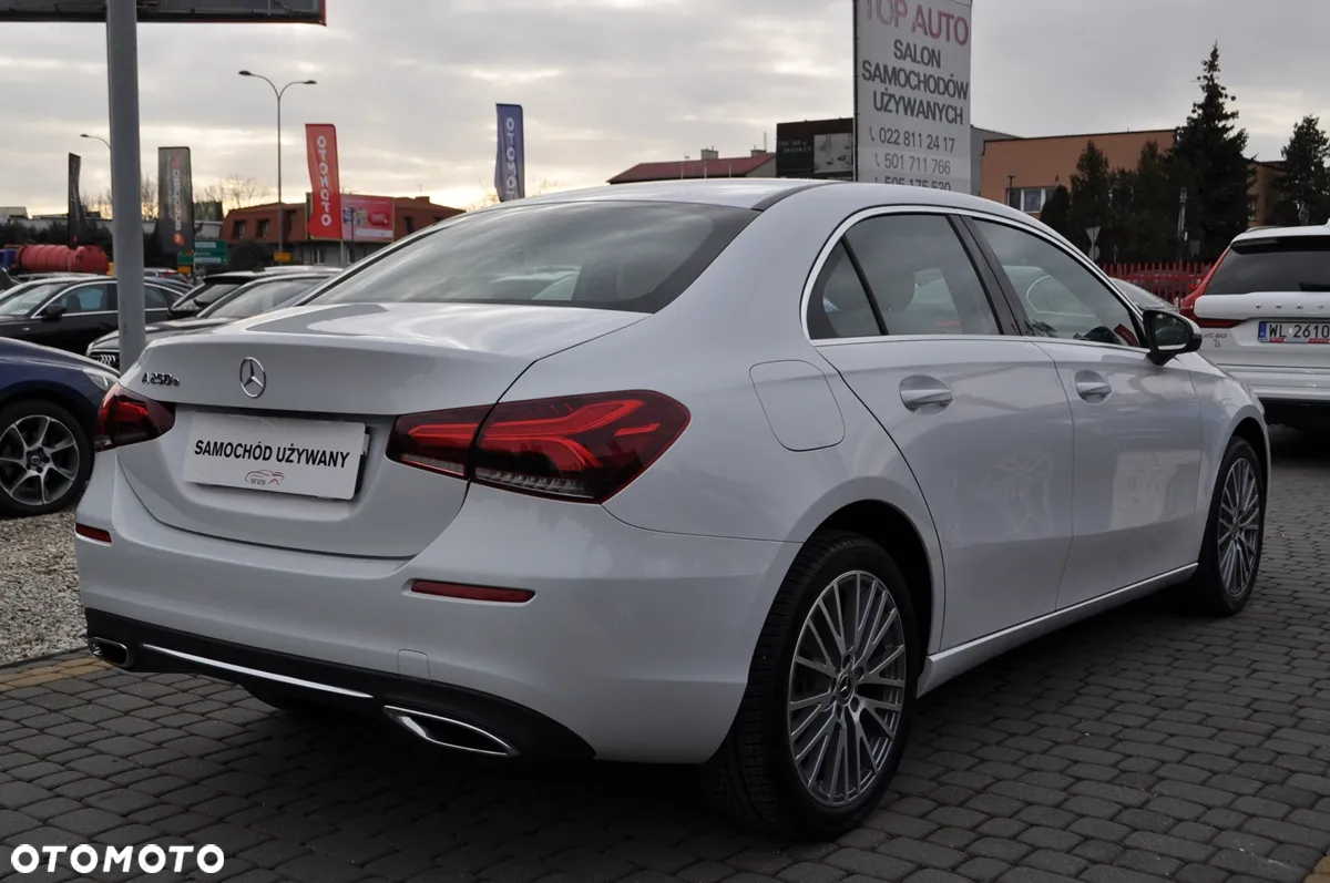 Mercedes-Benz Klasa A 250 e PHEV Progressive 8G-DCT - 10