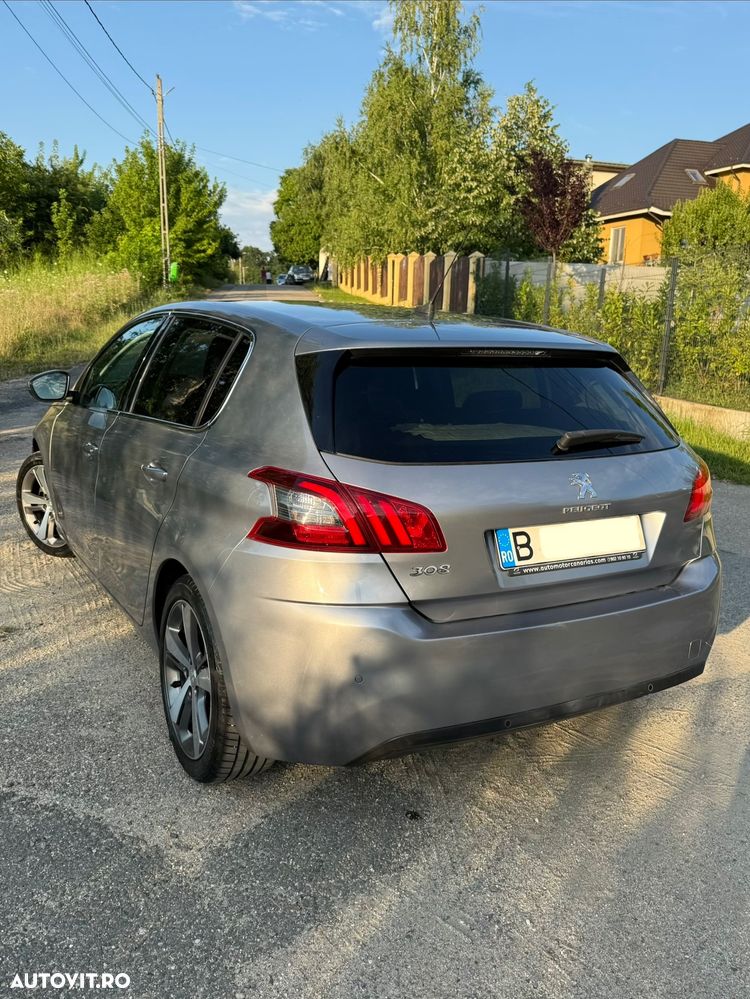 Peugeot 308 1.2 L PureTech Turbo Allure Aut. - 6