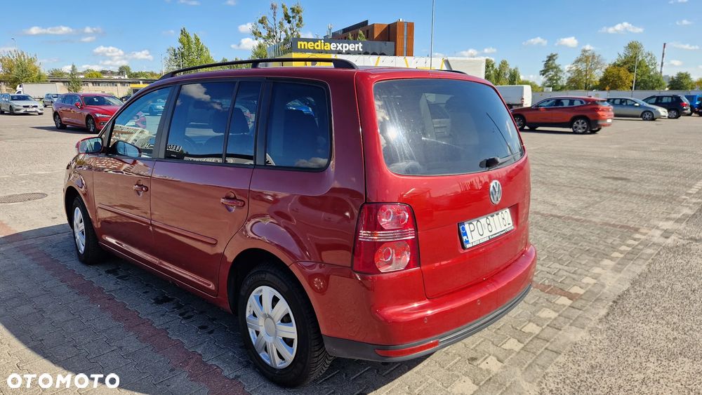 Volkswagen Touran 1.4 TSI Trendline DSG - 5