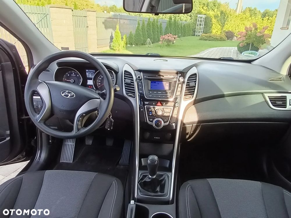 Hyundai i30 1.4 CRDi Intro Edition - 16