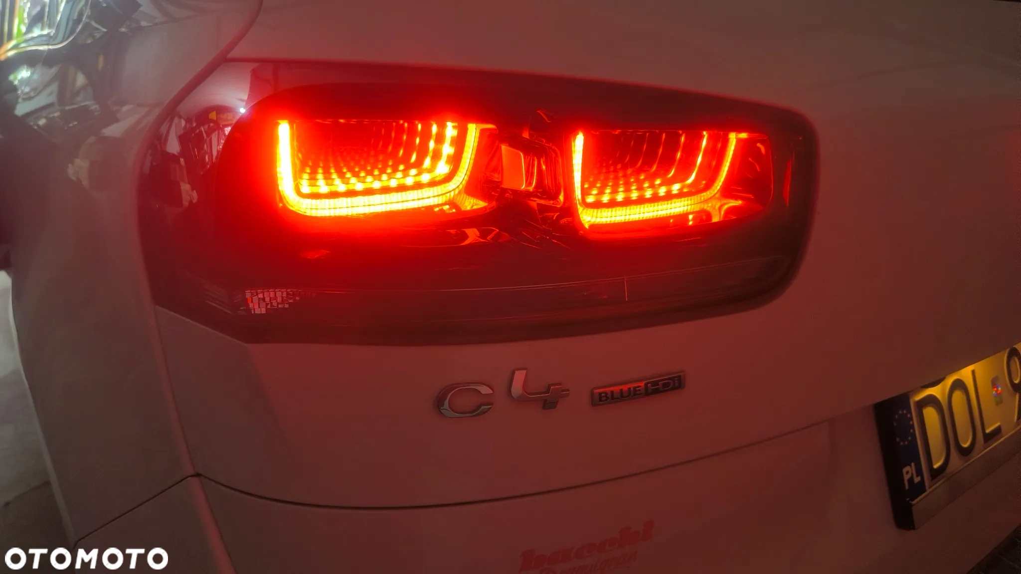 Citroën C4 Picasso 1.6 BlueHDi Shine S&S EAT6 - 27
