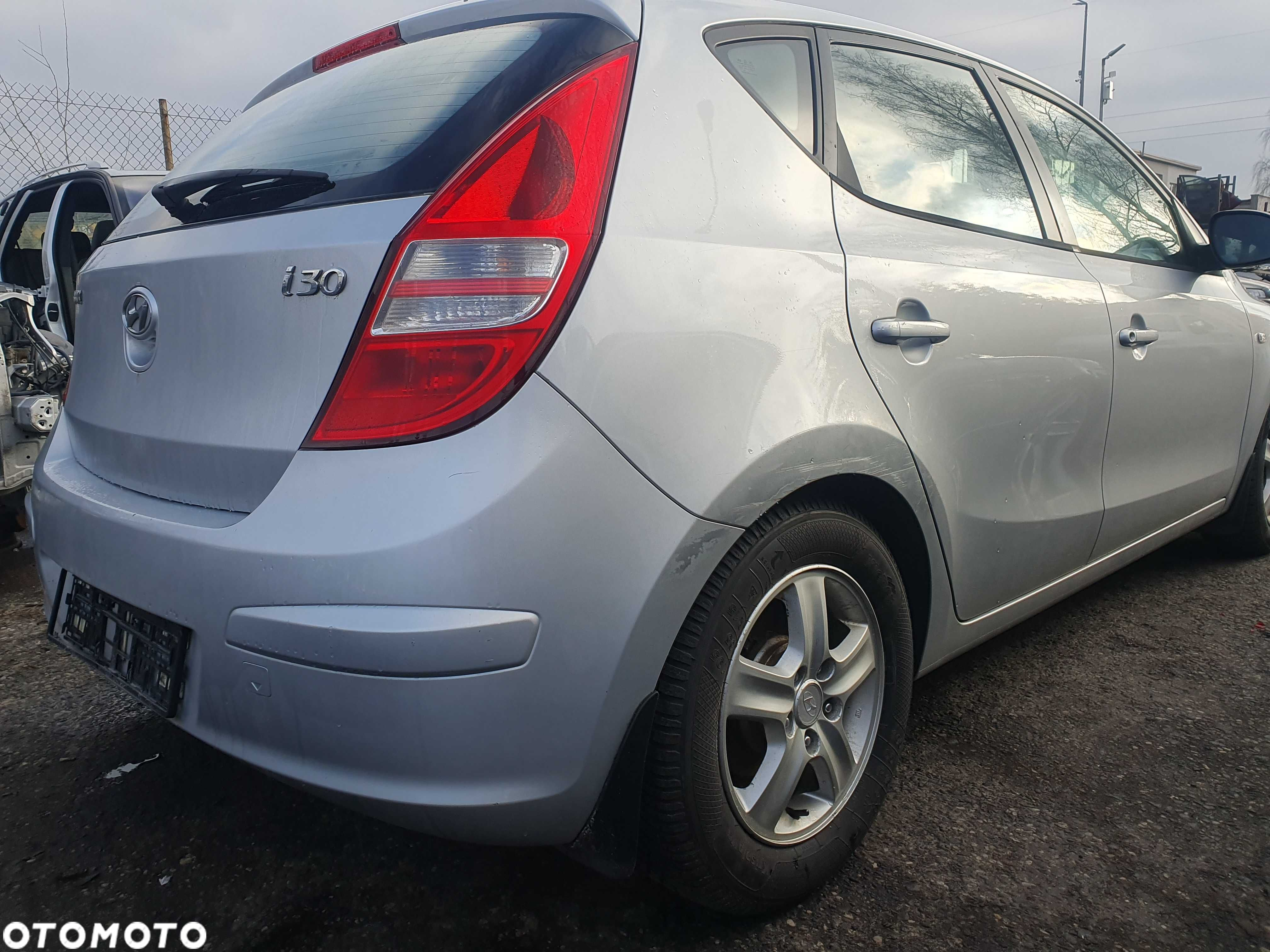 Hyundai i30 / 1.4 / 2009r na części - 3