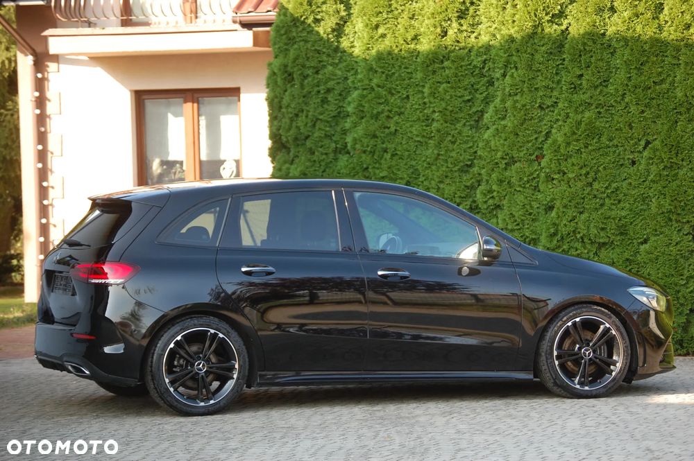 Mercedes-Benz Klasa B 200 d AMG Line 8G-DCT - 13