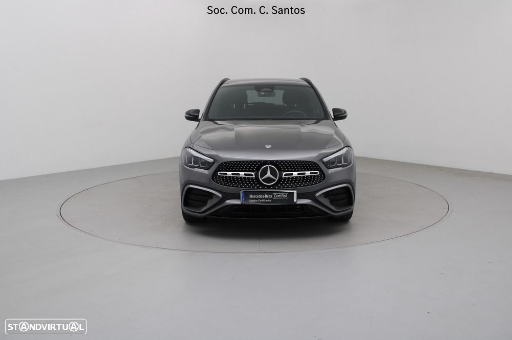 Mercedes-Benz GLA 180 d AMG Line - 2
