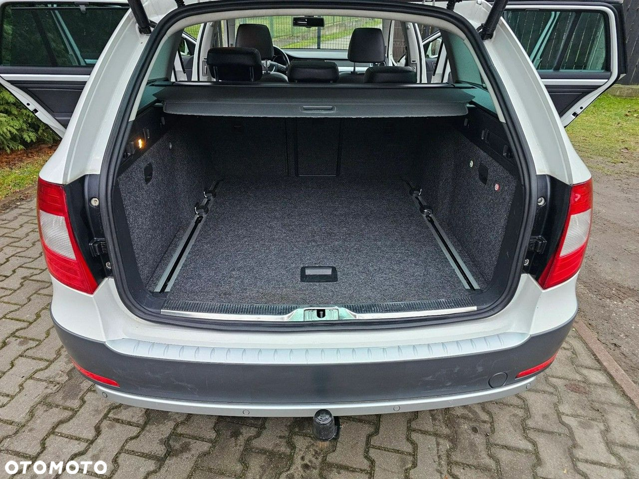 Skoda Superb 2.0 TDI Platinum Outdoor DSG - 23