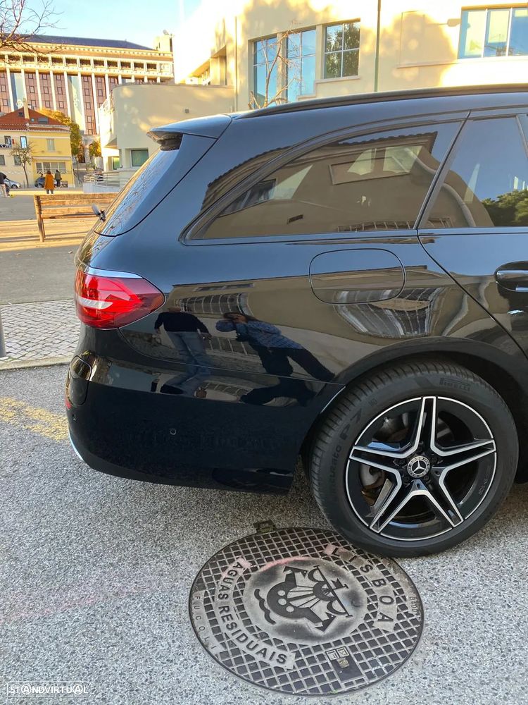 Mercedes-Benz E 300 de 9G-TRONIC - 13