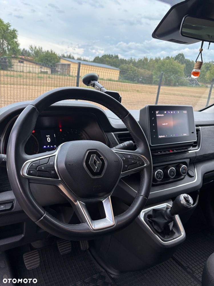Renault Trafic - 8
