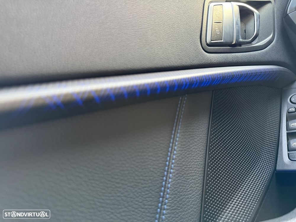 BMW 116 d Pack Desportivo M Auto - 47