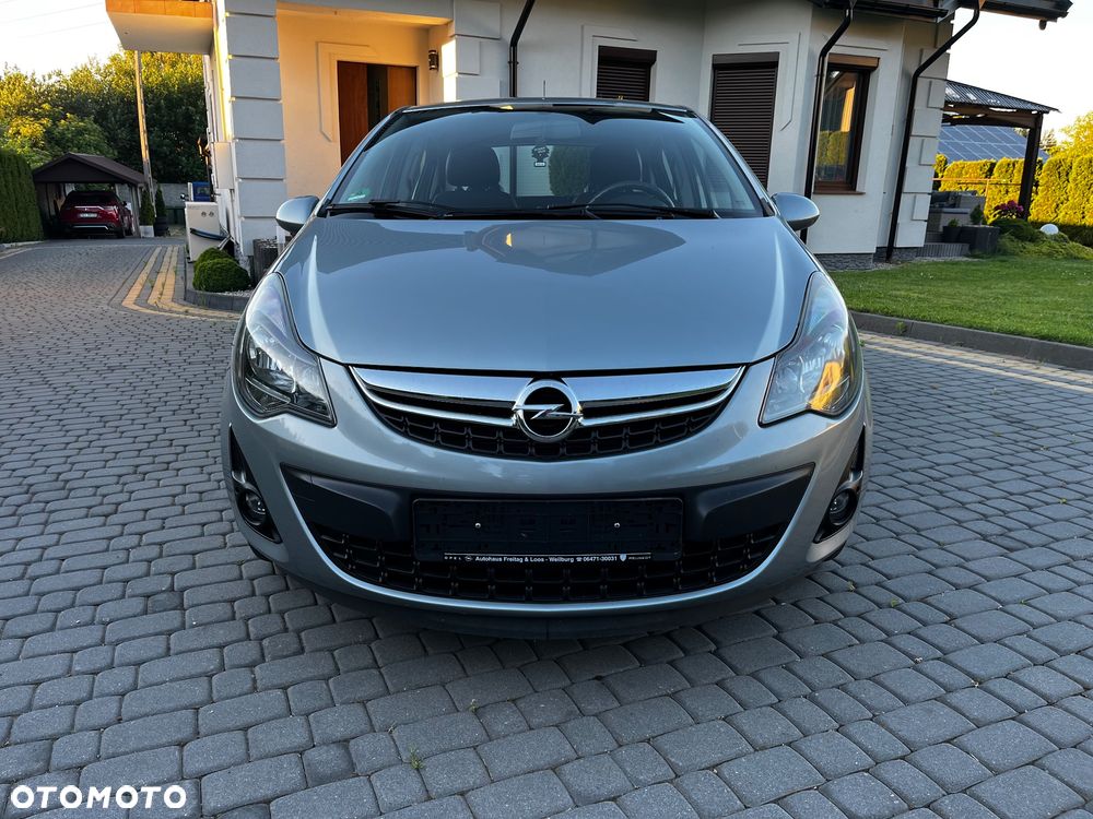 Opel Corsa 1.2 16V Cosmo - 8