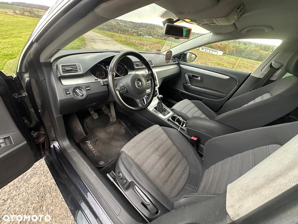 Volkswagen Passat CC 2.0 Blue TDI - 11