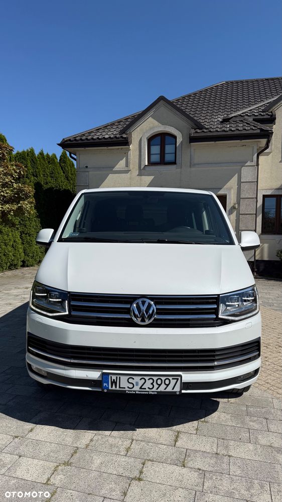 Volkswagen Caravelle - 1