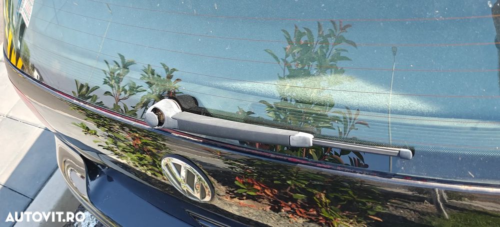 Volkswagen Golf - 12