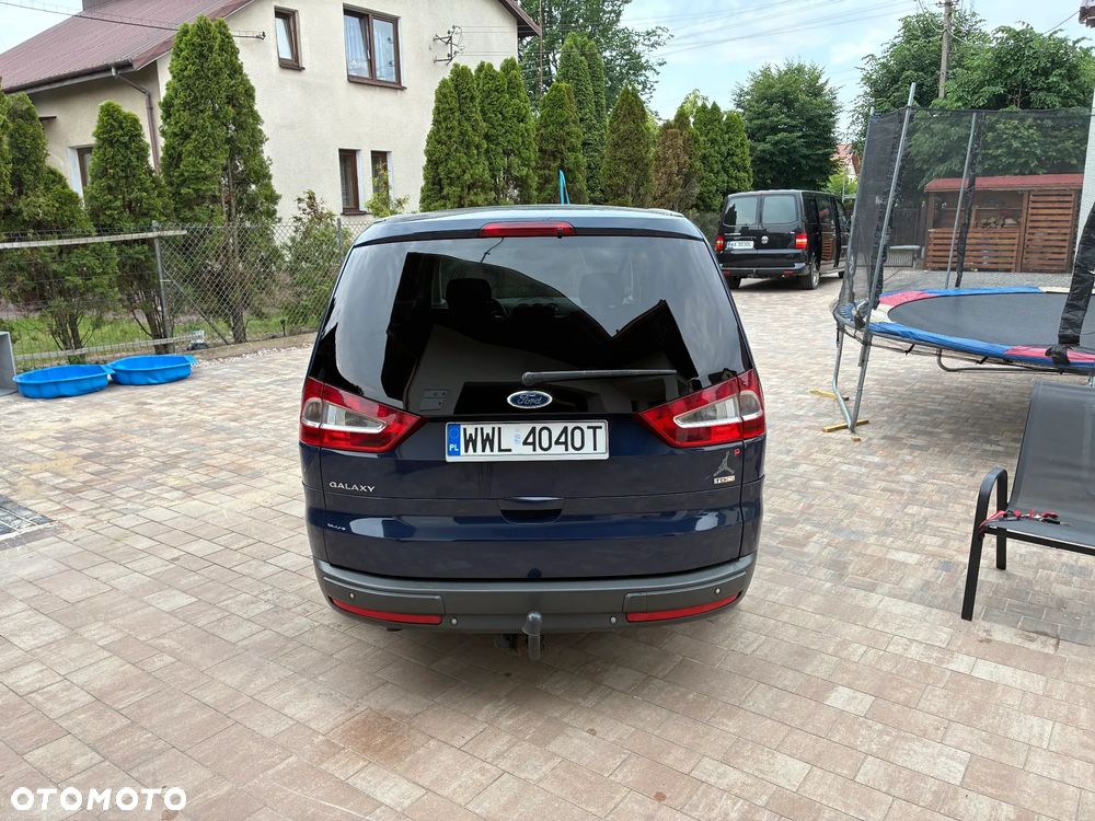 Ford Galaxy 2.0 TDCi Ghia - 8