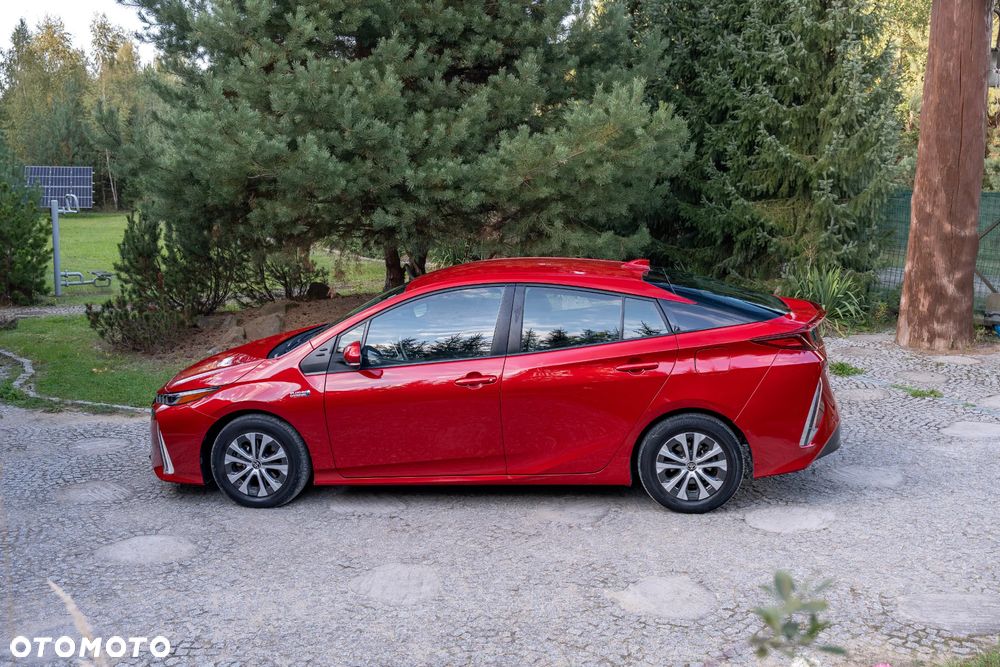 Toyota Prius Hybrid - 8