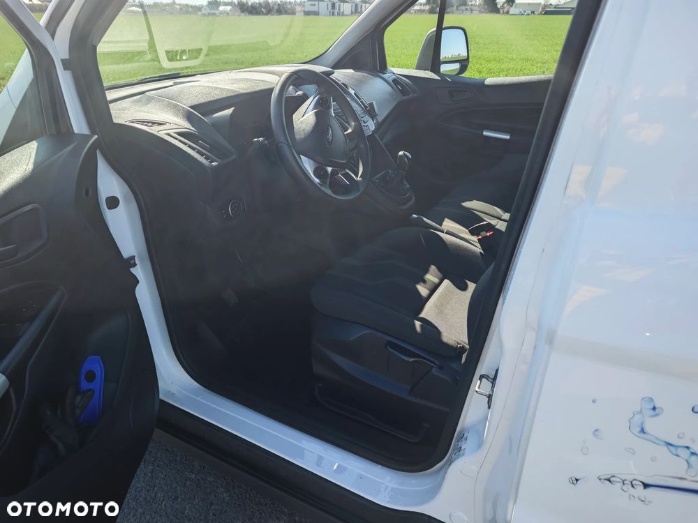 Ford CONNECT - 9