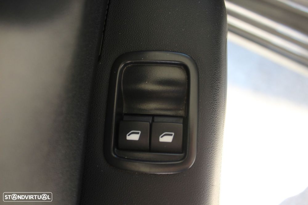 Citroën C3 1.2 PureTech Plus - 12