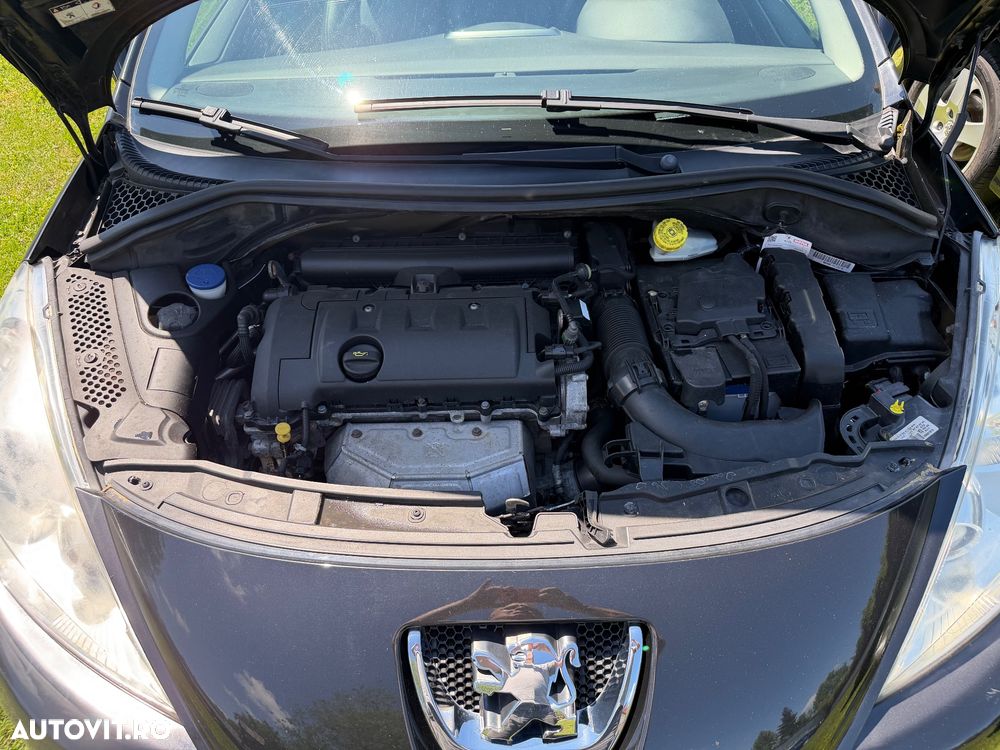Peugeot 207 120 Premium - 19