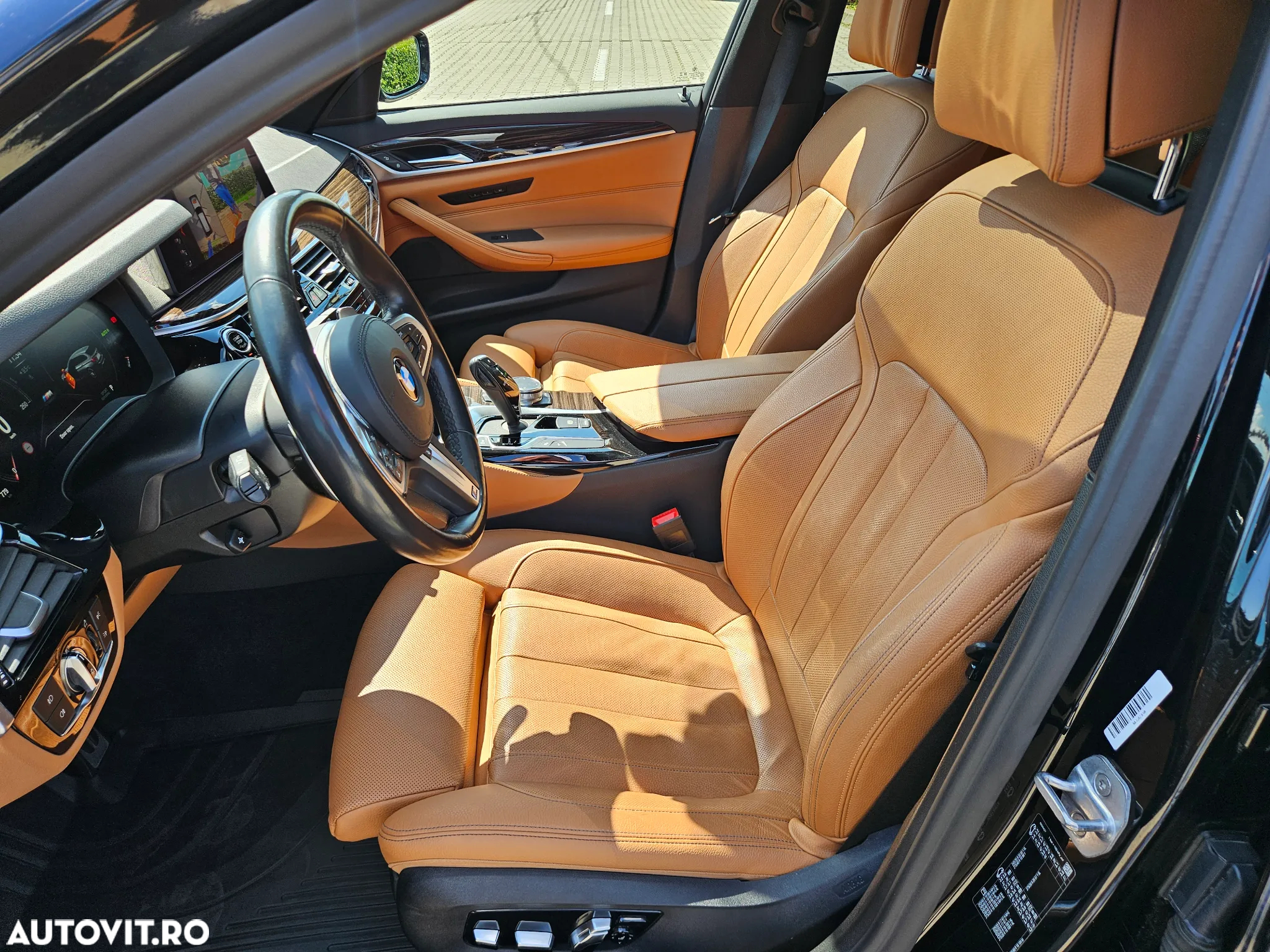 BMW Seria 5 520d Touring Aut. M Sport Edition - 13