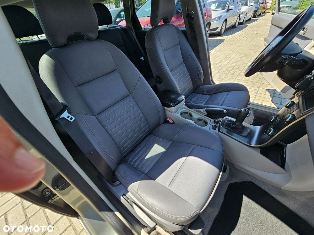 Volvo V50 - 11