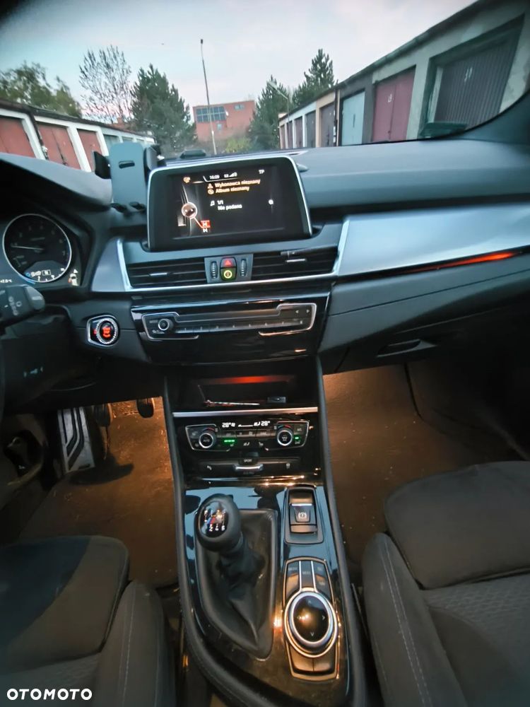 BMW Seria 2 218i GT M Sport - 9