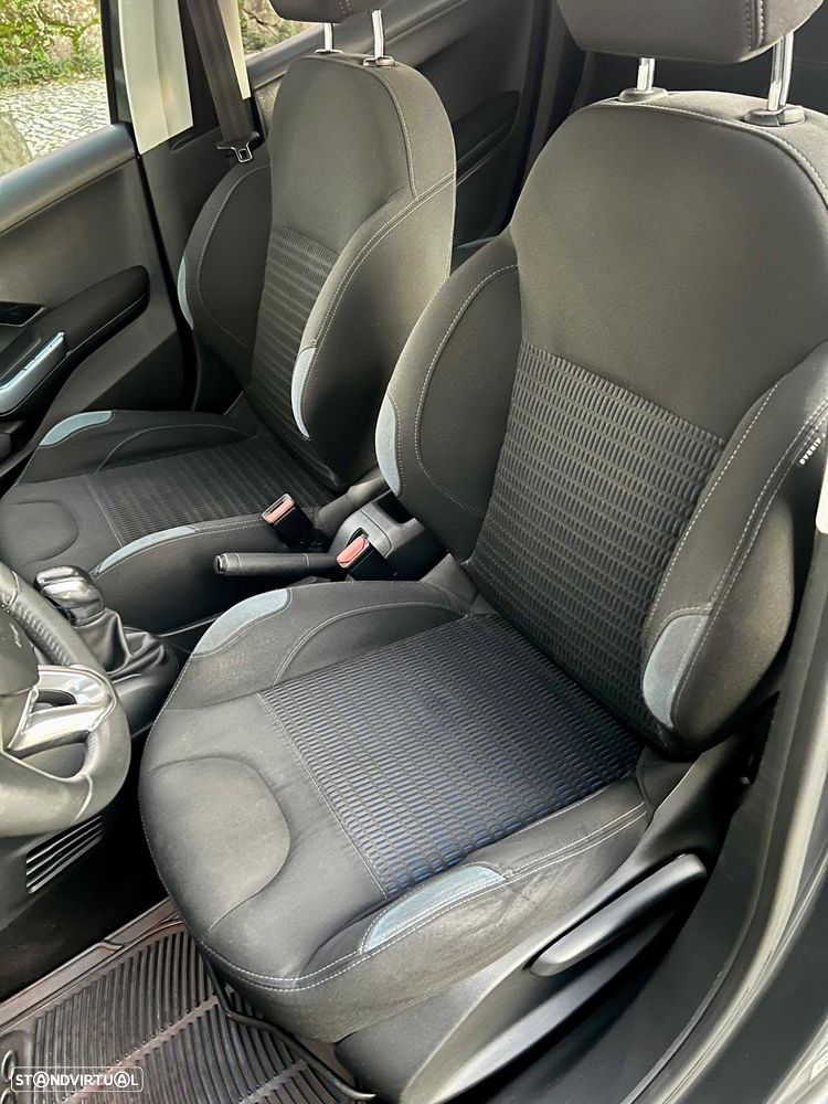 Peugeot 208 1.2 VTi Allure - 10