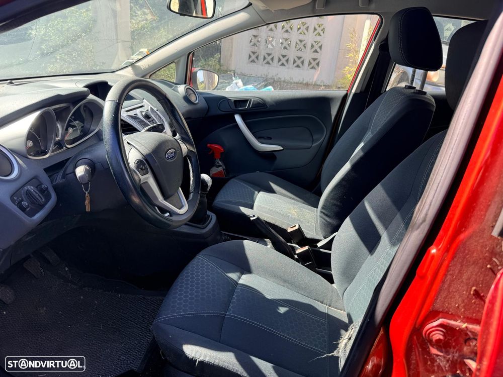 Ford Fiesta - 11