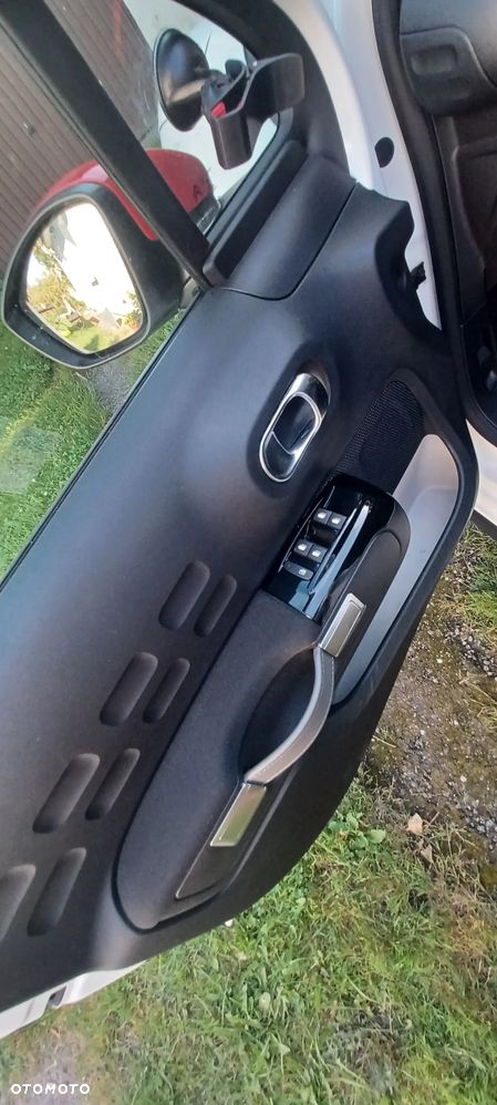 Citroën C3 1.2 PureTech Shine S&S EAT6 - 7